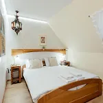 Franz Apartmanhotel