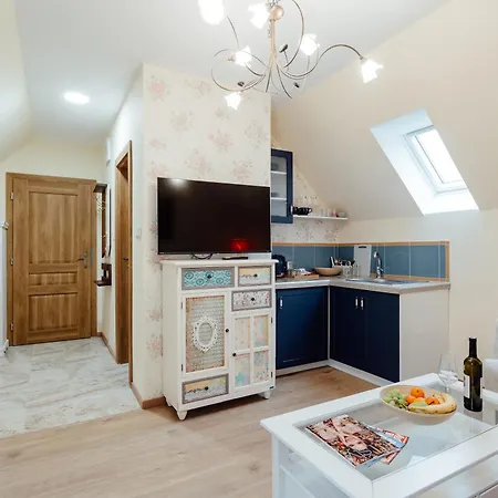 Ξενοδοχείο με διαμερίσματα Franz 3*