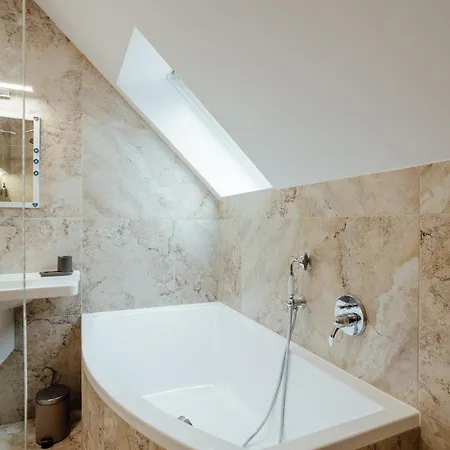Franz - Premium 3* Banská Štiavnica